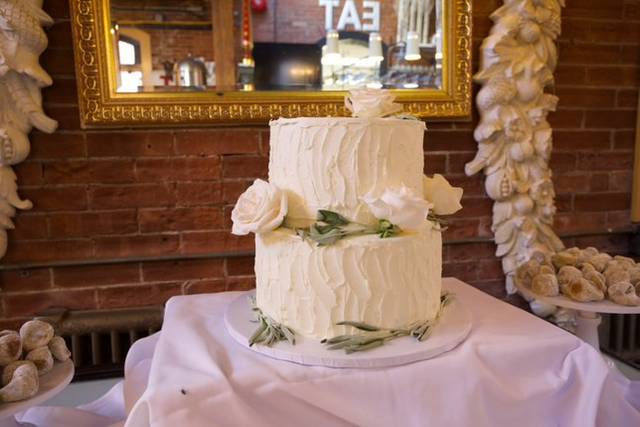 Wedding cake display