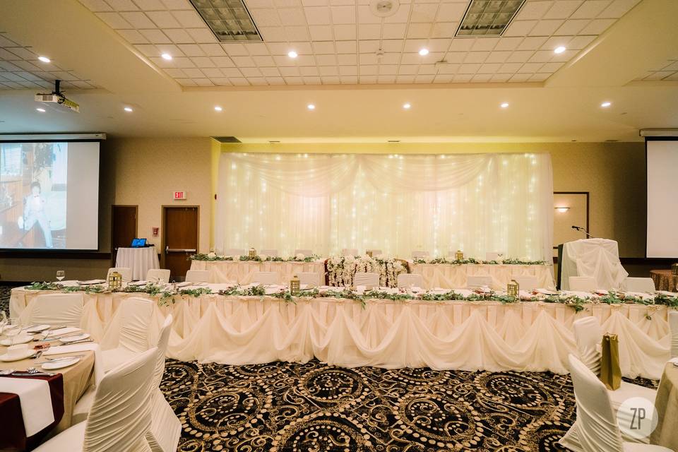 Head Table