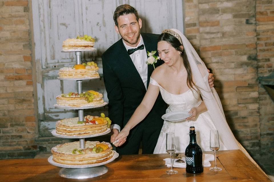 Italian Cake Cutting