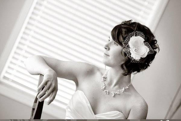 Beautiful black and white portrait of the bride on her wedding day.jpeg
