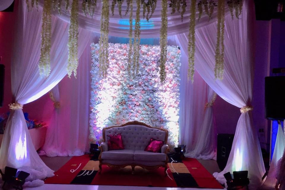 Floral wedding decor