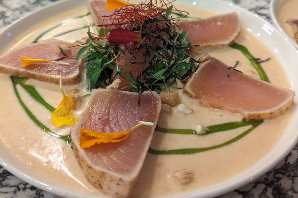 Seared tuna tiradito