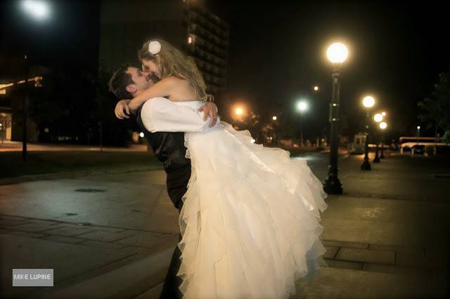 Ottawa, Ontario bride and groom