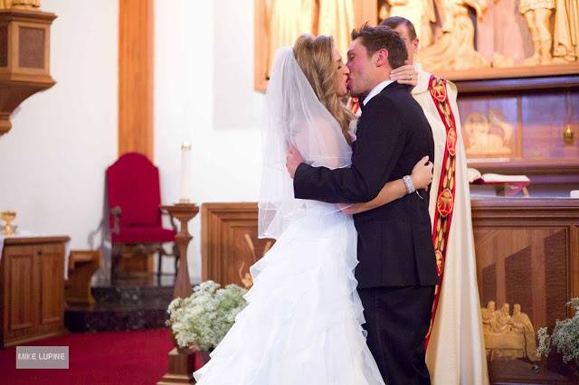 Ottawa, Ontario church wedding ceremony