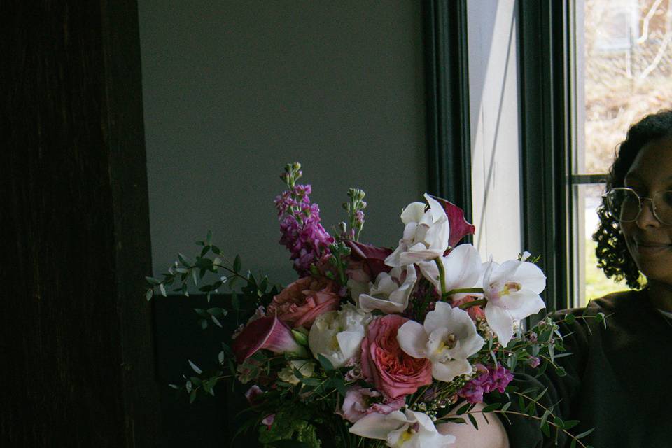 Modern Romantic Bride Bouquet