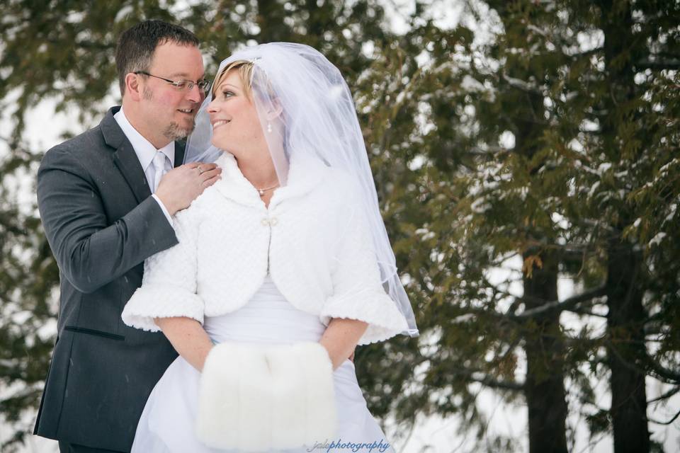 Snowy winter wedding