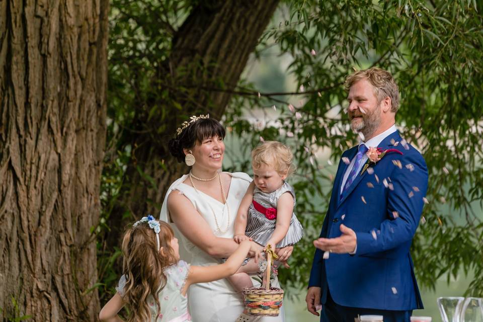 Candid family moment at weddin