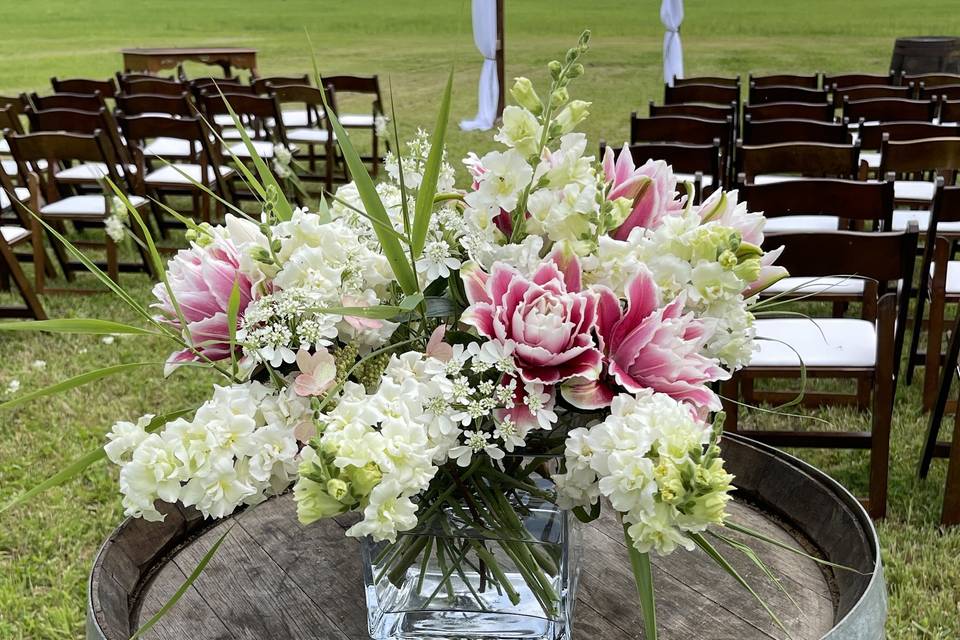 Rugosa lilies and snapdragon