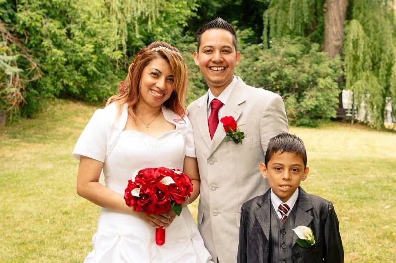 North York, Ontario bride and groom