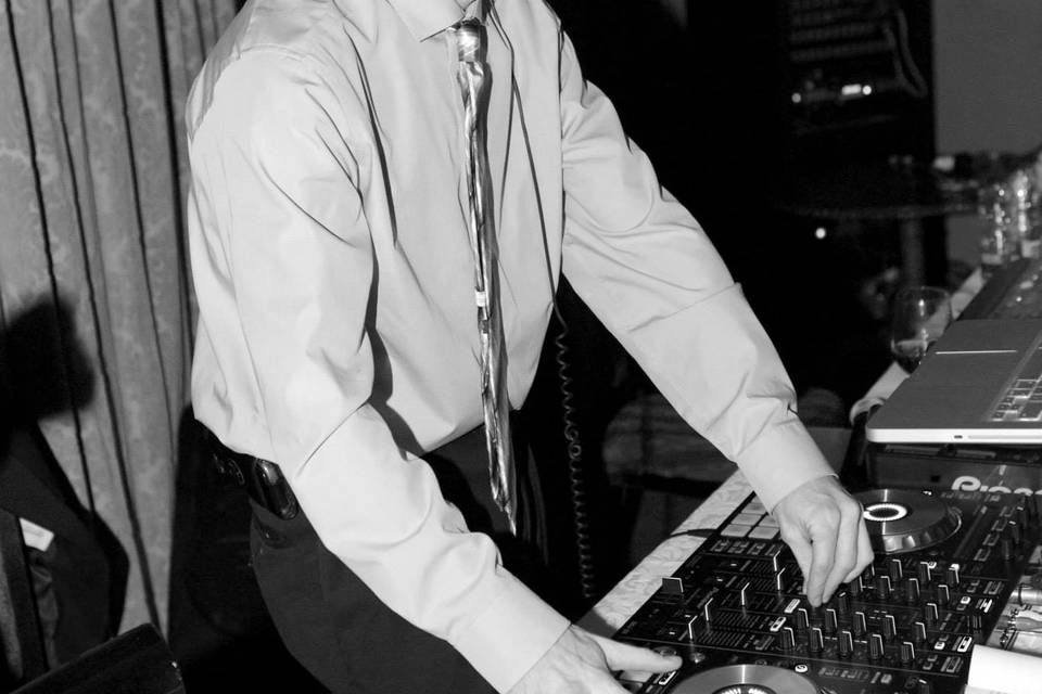 DJ Kojack(Michael Healey)