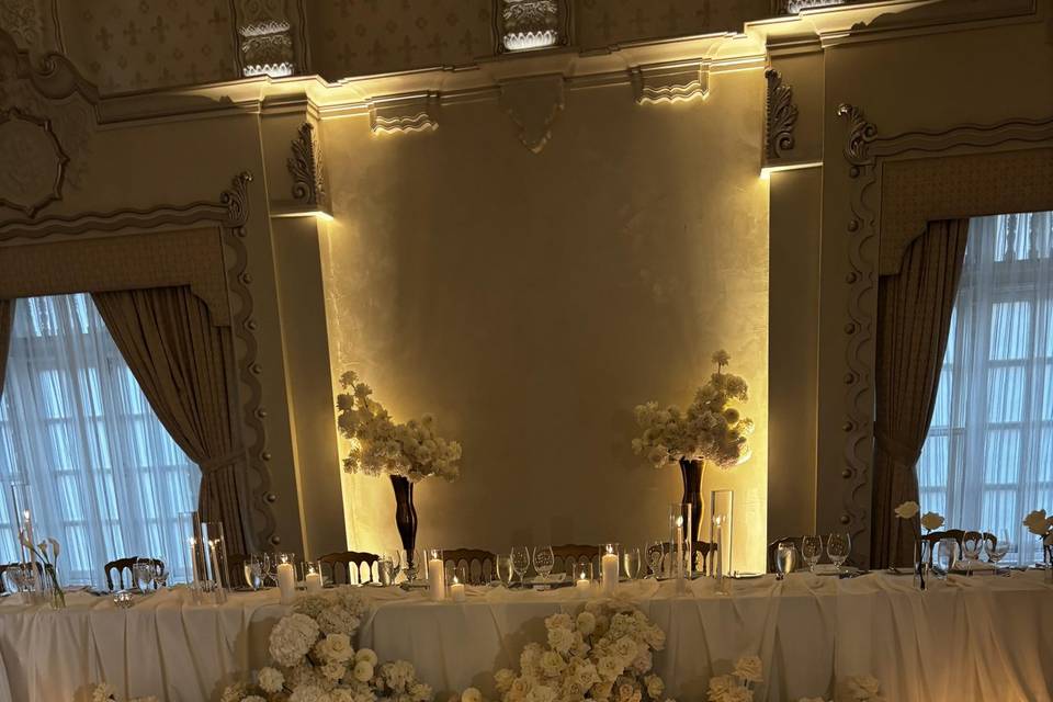 Sweetheart table