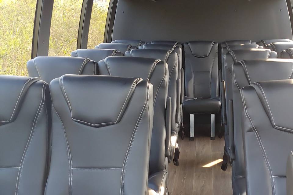 Reliable bus: 24-seater