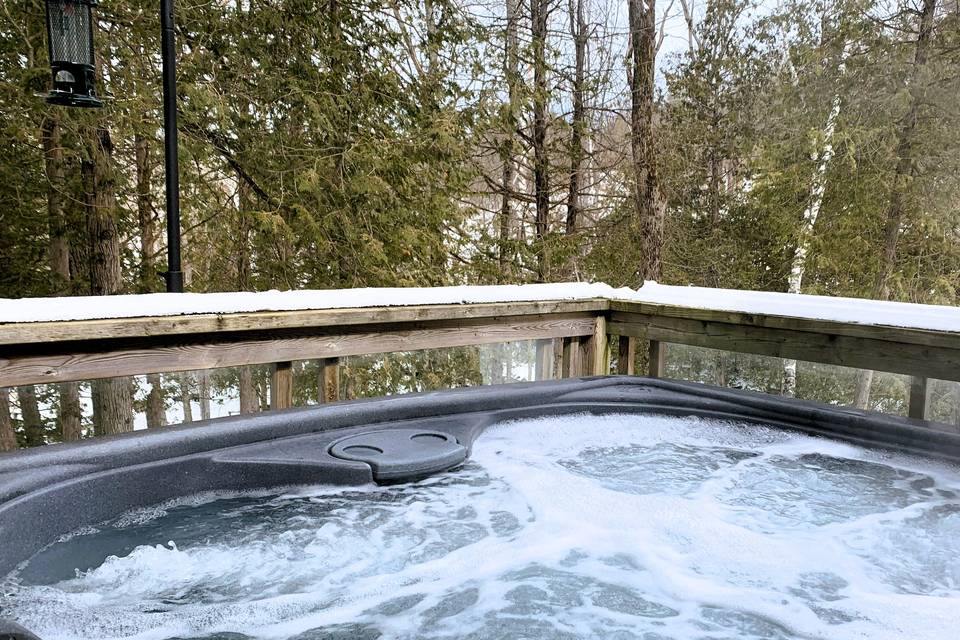 Many cottages have a hot tubs