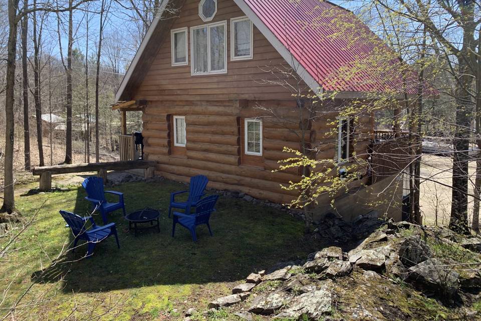 Log Cabin - newlywed cabin