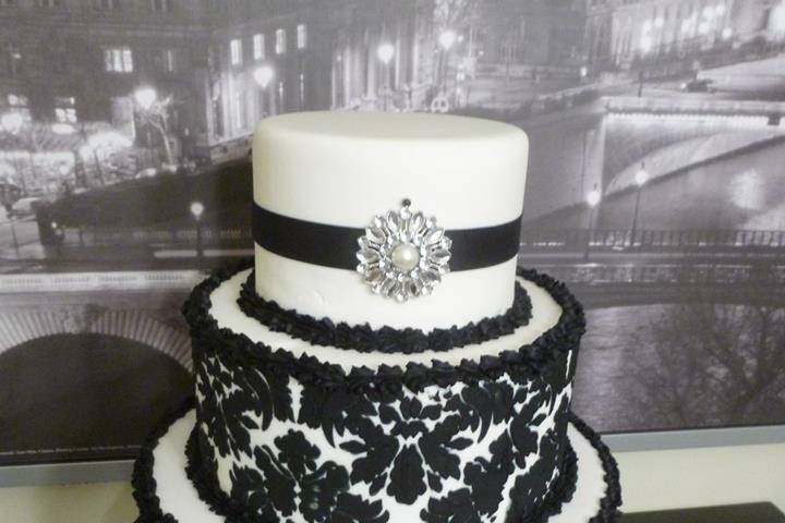 The Cake Plate Diaries