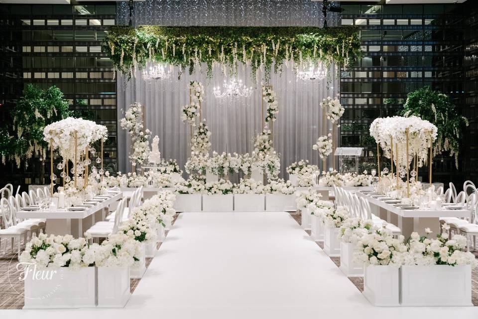 Classic Indoor Ceremony Design