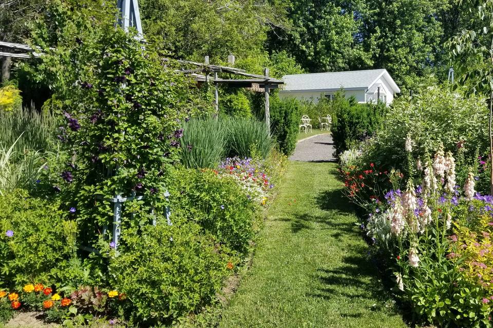 Courtyard Gardens