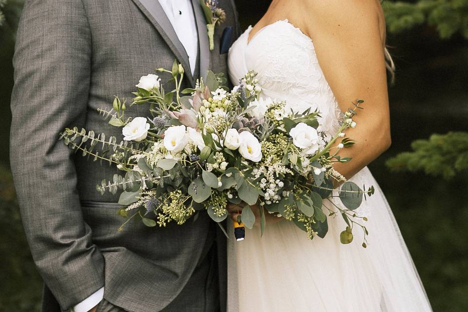 Cascading bouquet