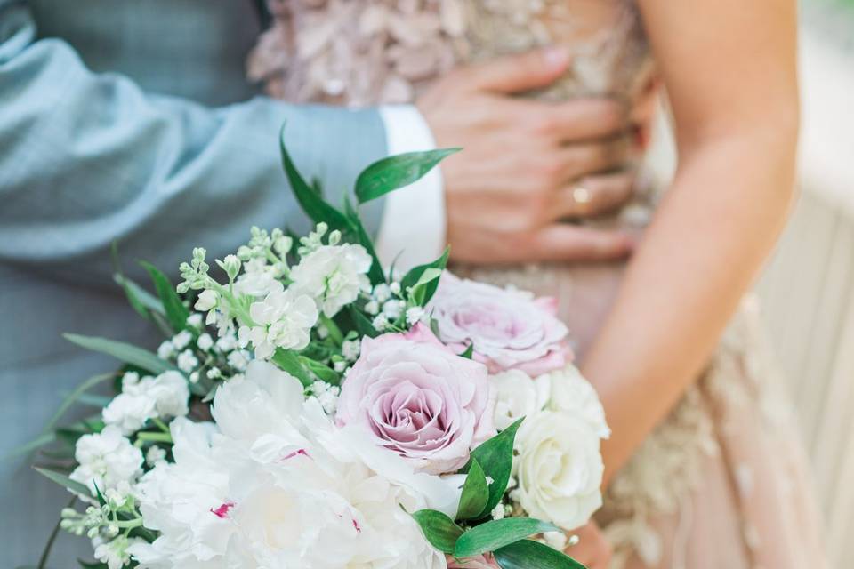 White rustic bouquet