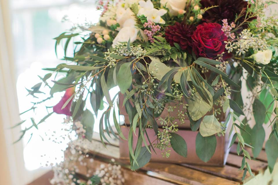 White Elegant Bouquet