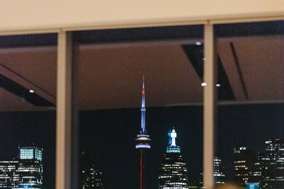 Toronto cityscape wedding