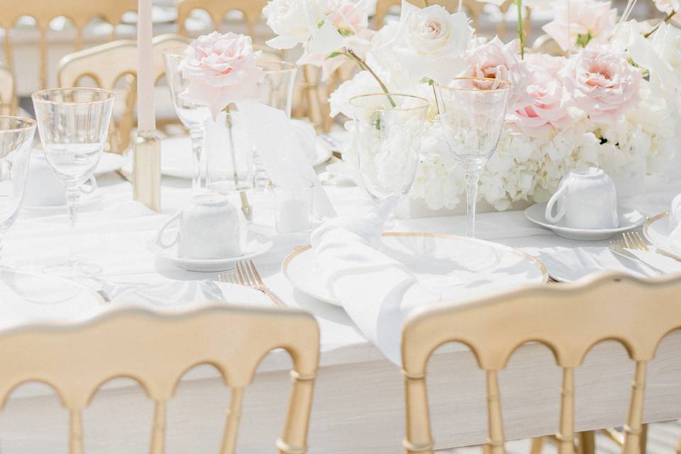 Modern Tablescape