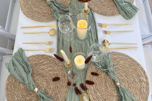Earthy Boho Tablescape