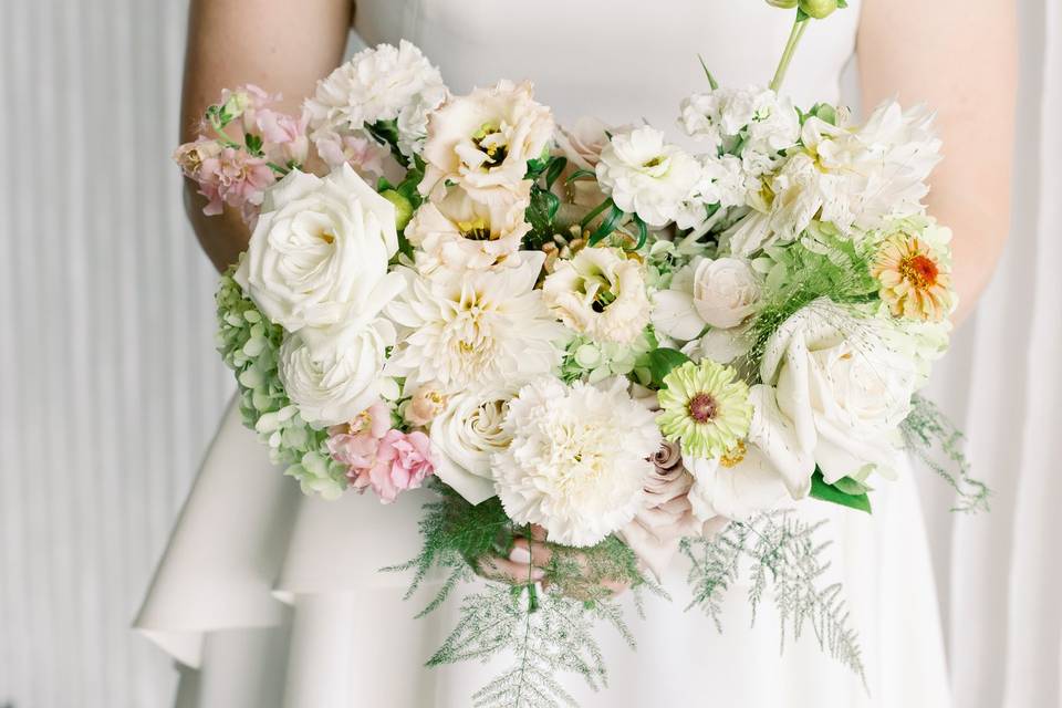 Summer bridal bouquet