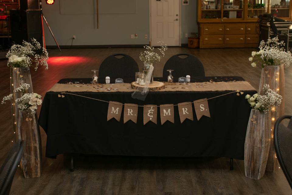 Welcome table