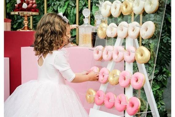 Donut Wall