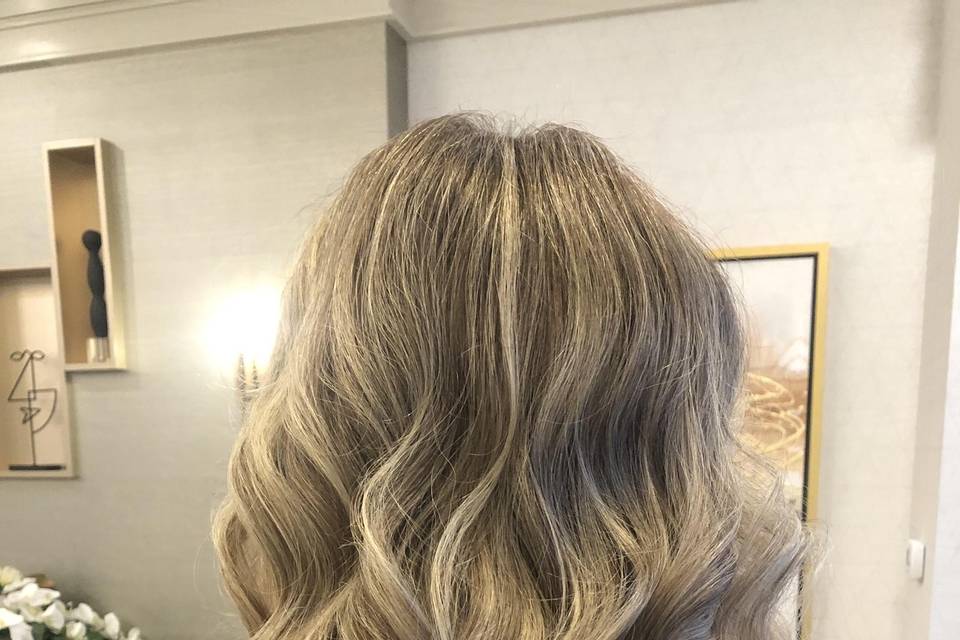 Textured curls