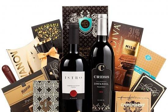 gift-basket_6603aq_The-5th-Avenue-Wine-Gift-Basket.jpg