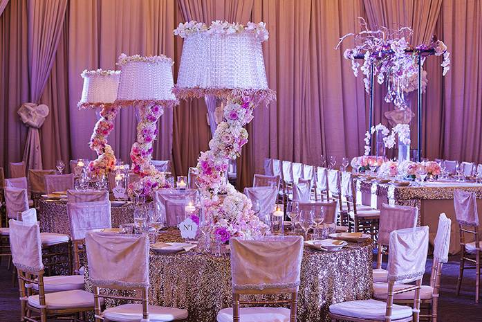 Lush head table design