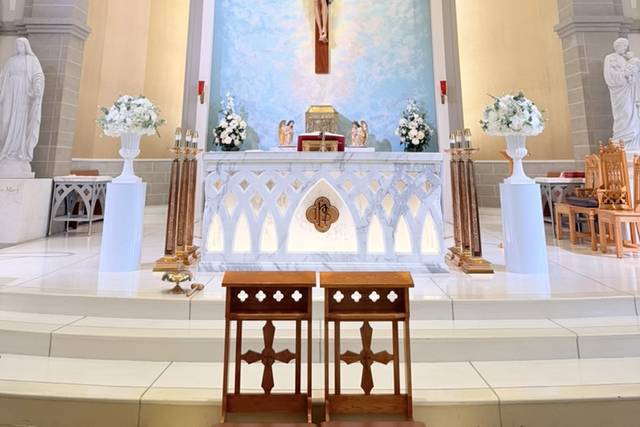 Church Podium Décor
