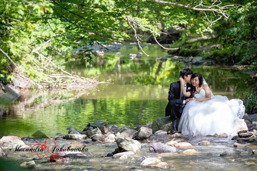 Water wedding session