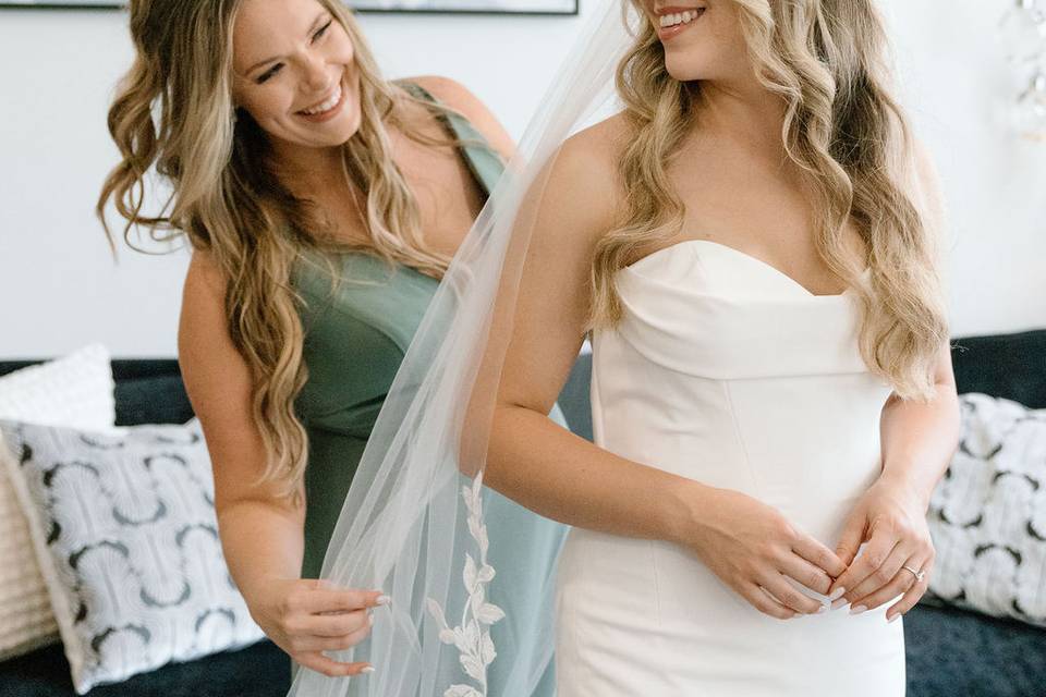Elegant Half-Up Bridal Hair