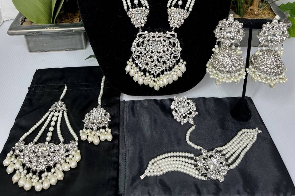 8pc Hand Crafted Bridal Set