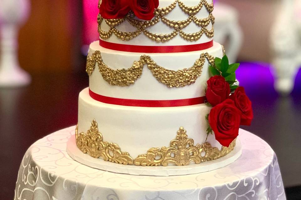 Beautiful modern wedding cake!