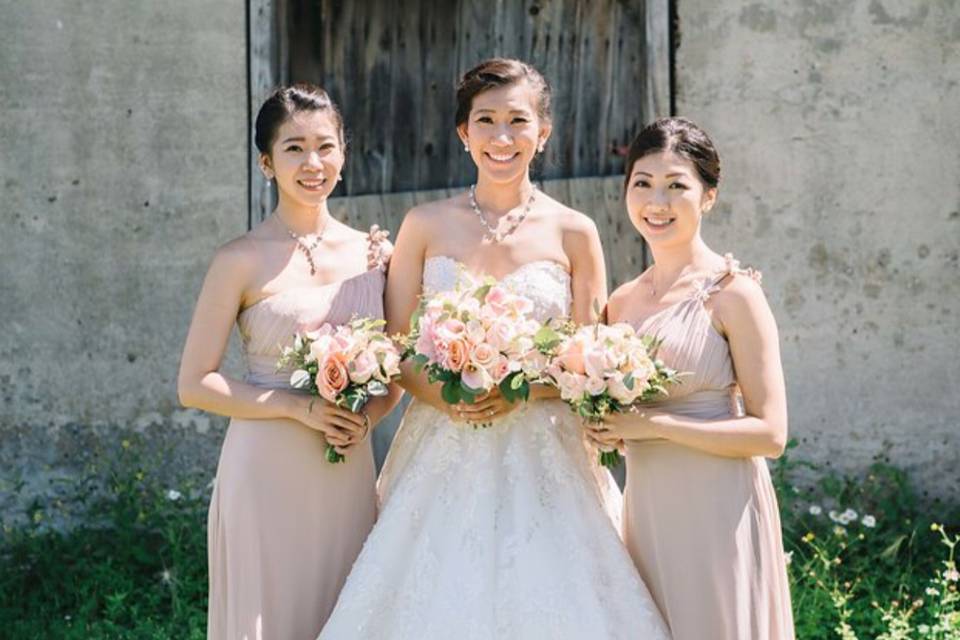 Bridesmaid bouquets