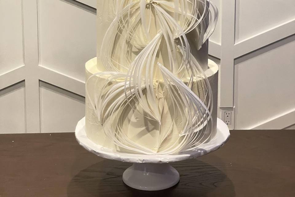 4 tier cake with modern design