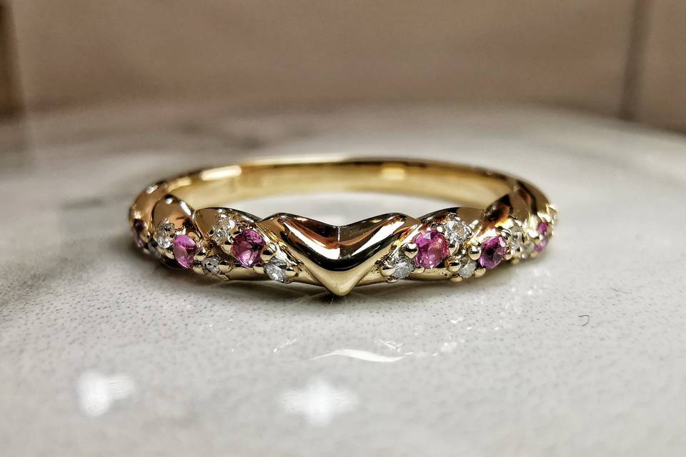 Pink Sapphire with diamonds