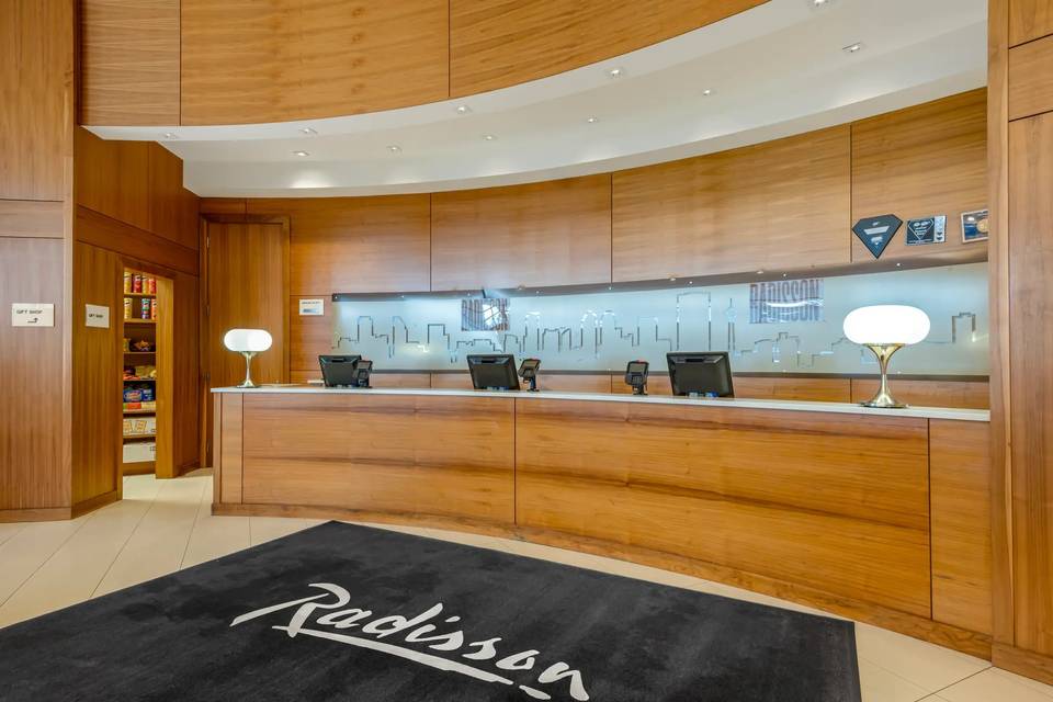 Radisson Hotel & Conference Center Calgary Airport