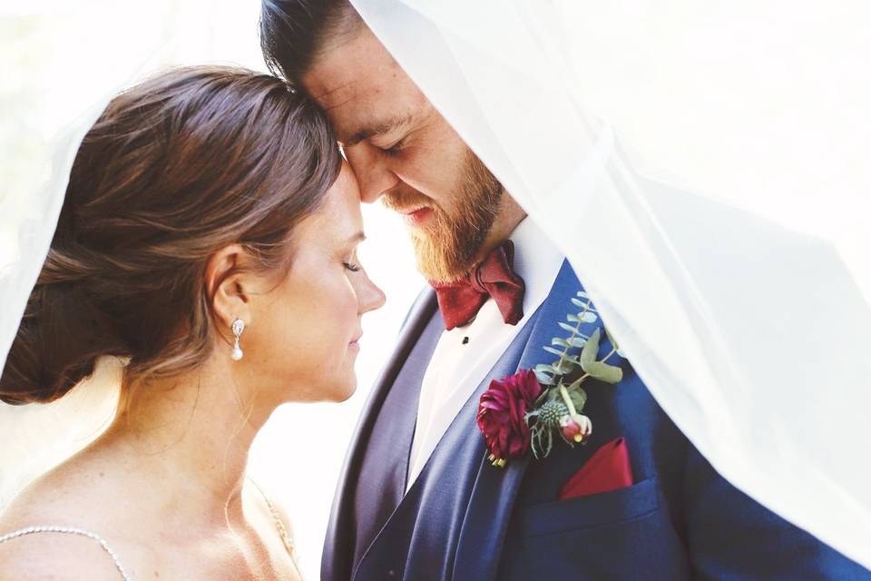 Boutonnière and bridal bouquet