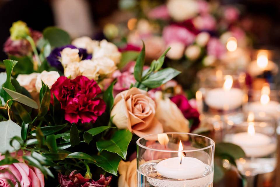 Beautiful pinks and floating candles