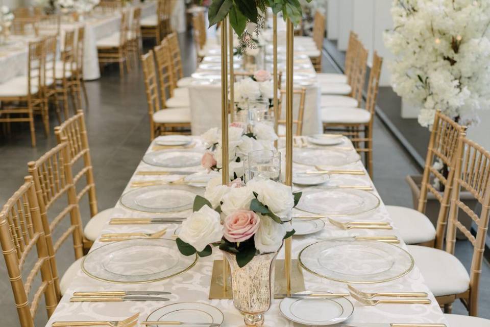 Chic wed decor inc