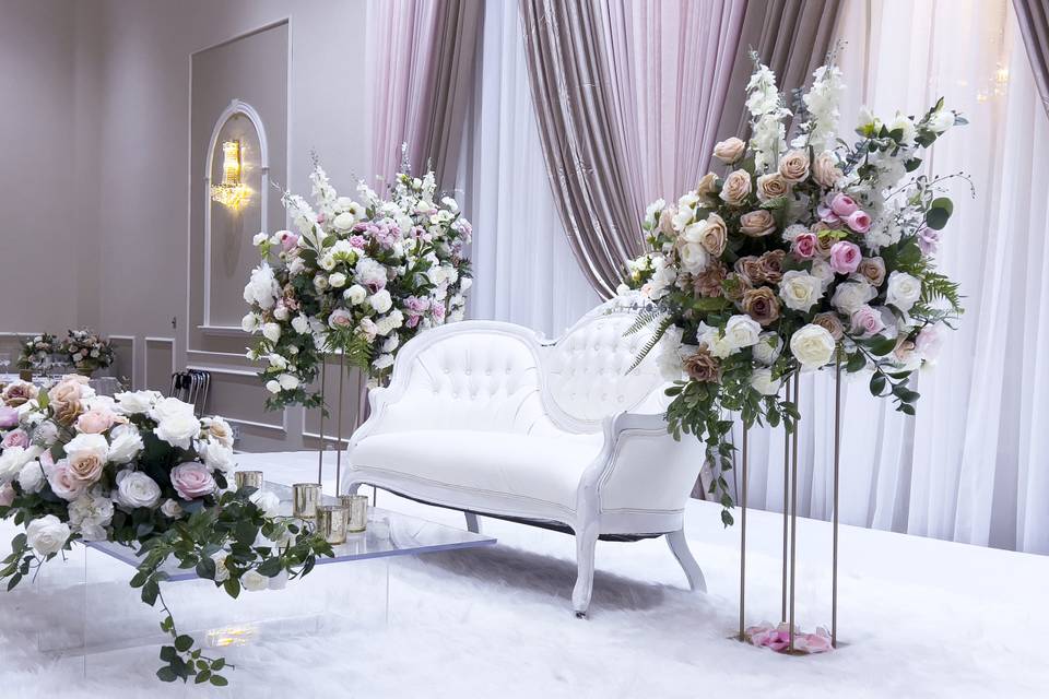 Chic wed decor inc