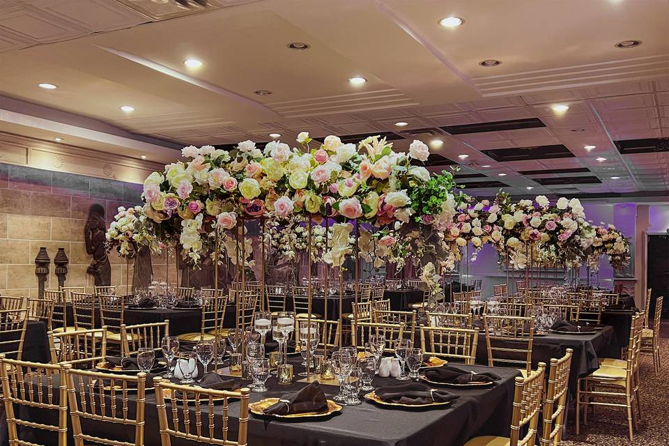 Chic wed decor