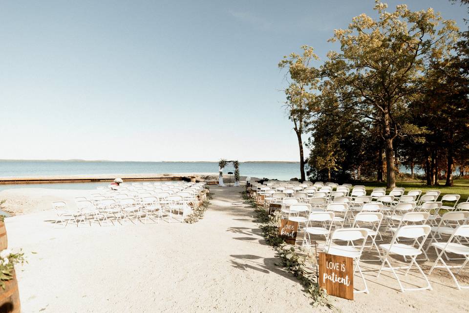 Beachfront aisle