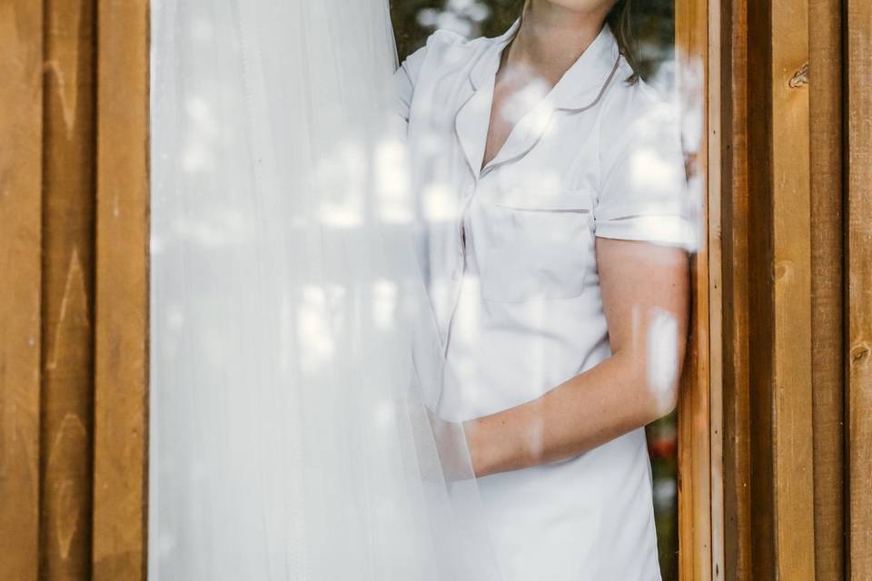 Bridal getting ready