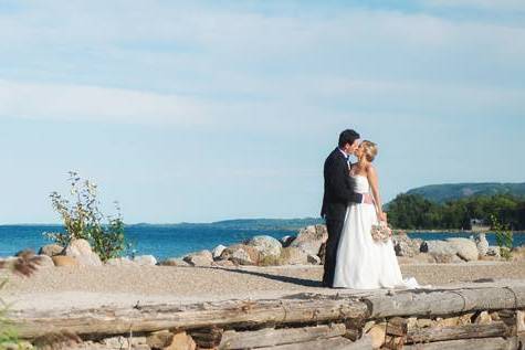 Whitby, Ontario wedding couple